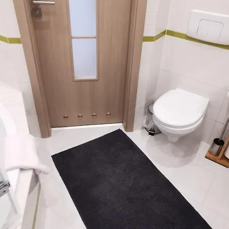 Przestronny Nr 7 Z Widokiem Na Gory Sowie *