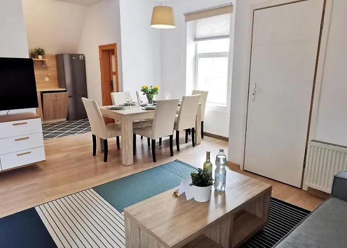 Przestronny Nr 7 Z Widokiem Na Gory Sowie